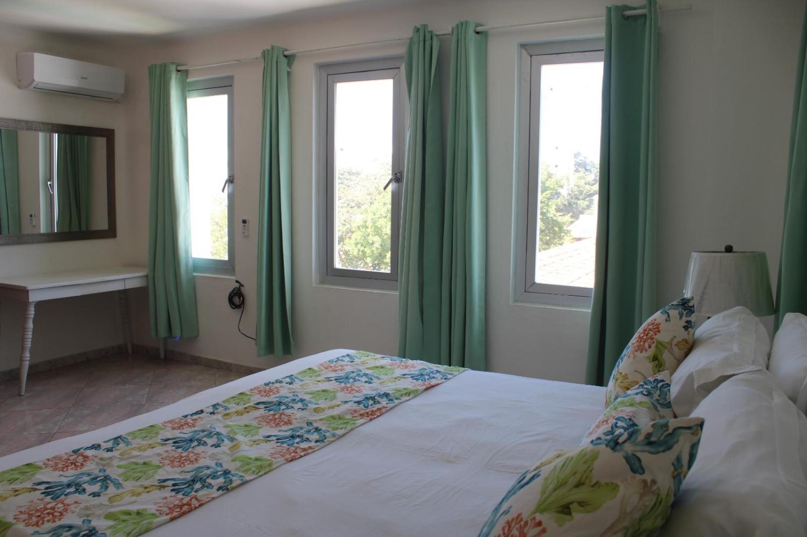 Hotel Neptuno Refugio Boca Chica Exterior photo